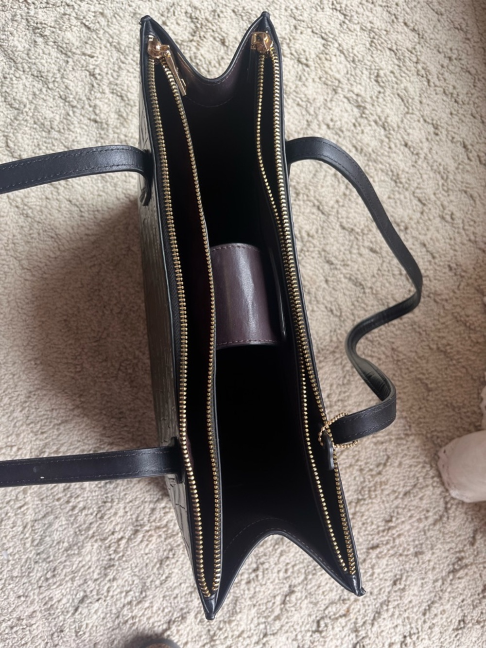 Coach Black Croc-Embossed Leather Tote with Gold Logo - Picture 4 of 4